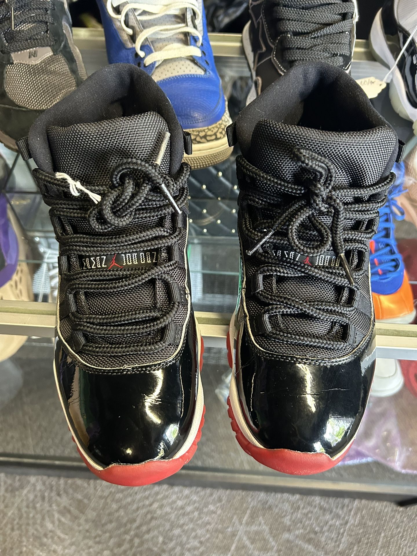 Jordan 11 Bred 2019 Size 7.5 Read Description