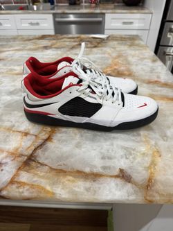 Size 12 Nike SB Ishod Wair