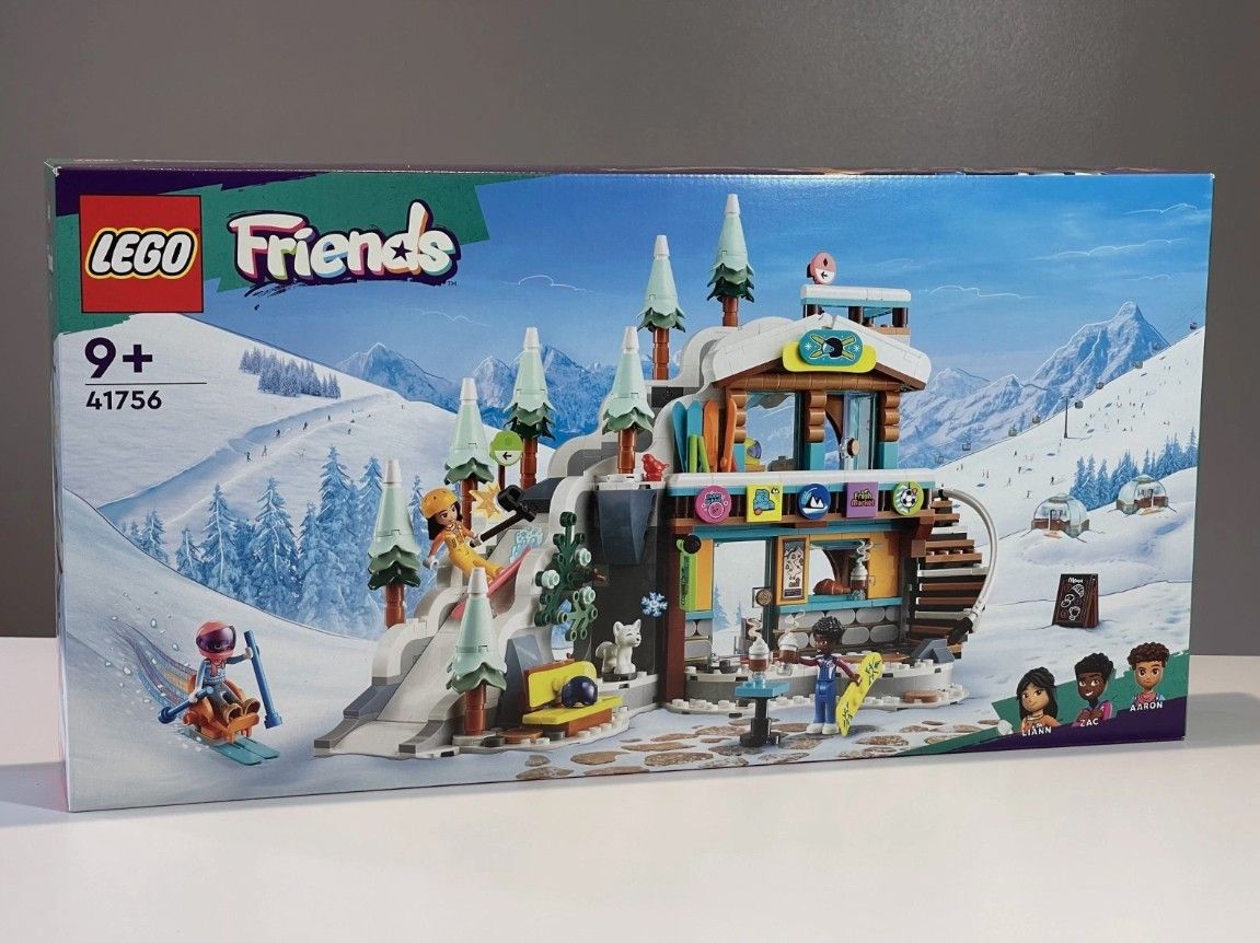 LEGO FRIENDS: Holiday Ski Slope and Cafe 41756 - New Sealed