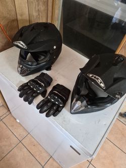 2 large helmets
