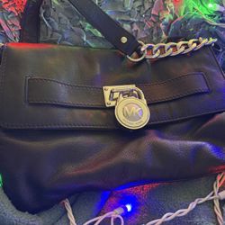 Michael Kors Small Flap Hamilton Black Leather Beige Interior