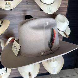 Se Venden Sombreros De Guanajuato Ya Puestos Aki.