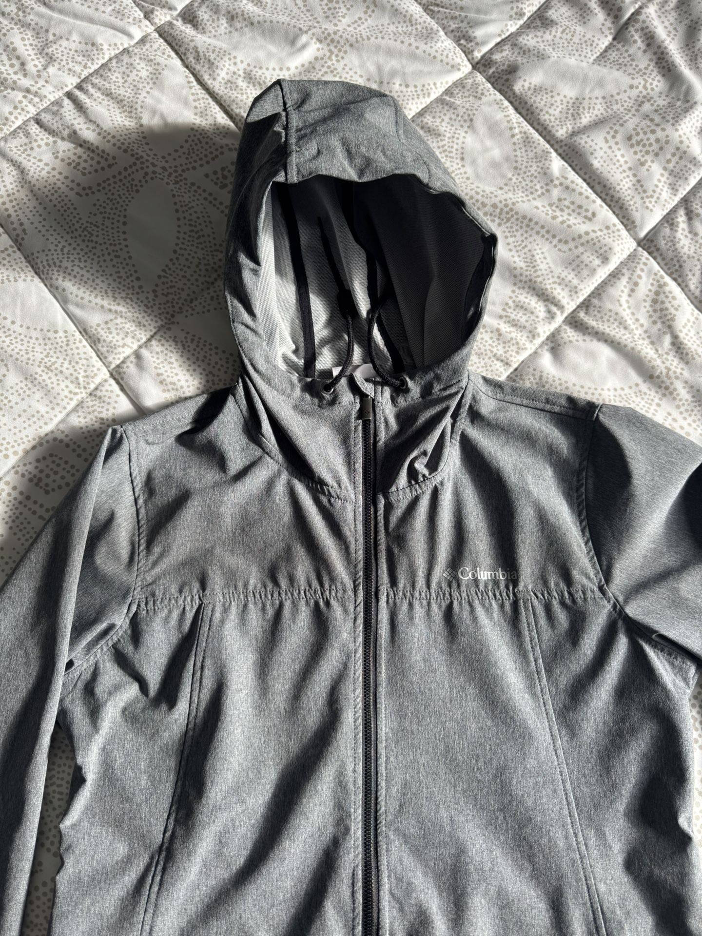 Columbia Women's Medium Miller Peak Softshell Hooded Rain Water Repel Jacket