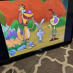 55 Inch Vizio Smart TV. In Great Working Condition. Vizio Razor M550SV. Remote Included