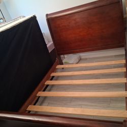 Free Wood Frame Full  Gratis Frame De Cama Full 