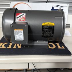 Baldor Motor- 5HP, 3450RPM, 3PH, 60HZ, 182, 3626M, TEFC, F