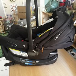 Nuna Lite Rx Car Seat & Base