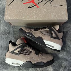 Jordan 4 Taupe Haze 