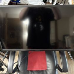Insignia 32’ Smart TV
