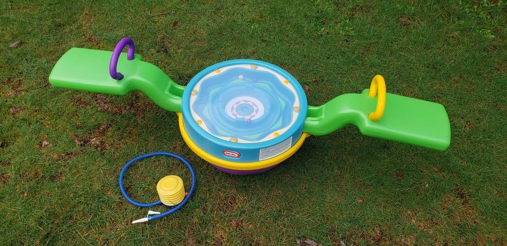 Little Tikes / Step 2 Teeter Ball Teeter Totter See Saw Outdoor Rocker With Foot Pump