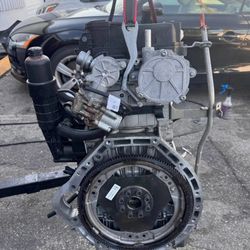 12-15 Mercedes R172 SLK250 C250 1.8L Engine Motor Block Assembly OEM 86k TESTED