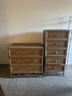 Pier One 8 Pc Full Size Bedroom Set