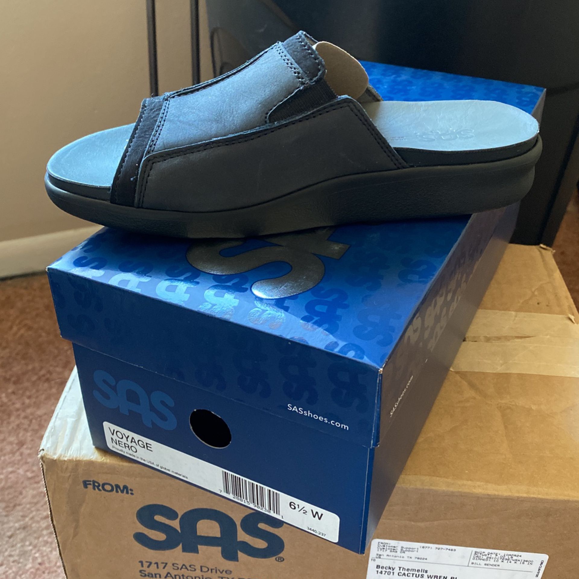 New In Box San Antonio Shoes Voyage 