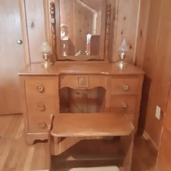 Antique Vanity With Chest Of Drawers And Nightstand And Bench. Solid Wood Maple Leaf Decor.