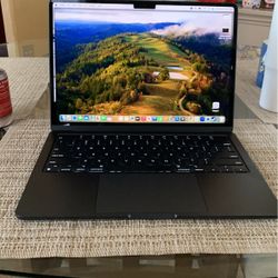 APPLE MACBOOK AIR 13” Laptop- M2 Chip  8-core CPU Memory- 256GB SSD - Midnight