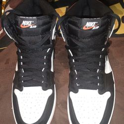 Jordan 1 Retro High OG 'Electro Orange' Mens Size 10.5 Shoes, in Great Condition