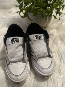 White vans (12.5c)