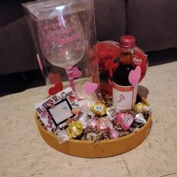 Valentine Basket