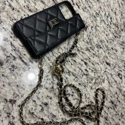iPhone 13 Pro Max Case for Sale in El Paso, TX - OfferUp