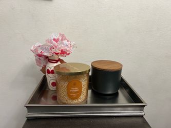 Metal tray