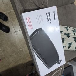 New Cooks NonStick Griddle 