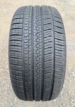 Pirelli 285/40/21 (1) Tire