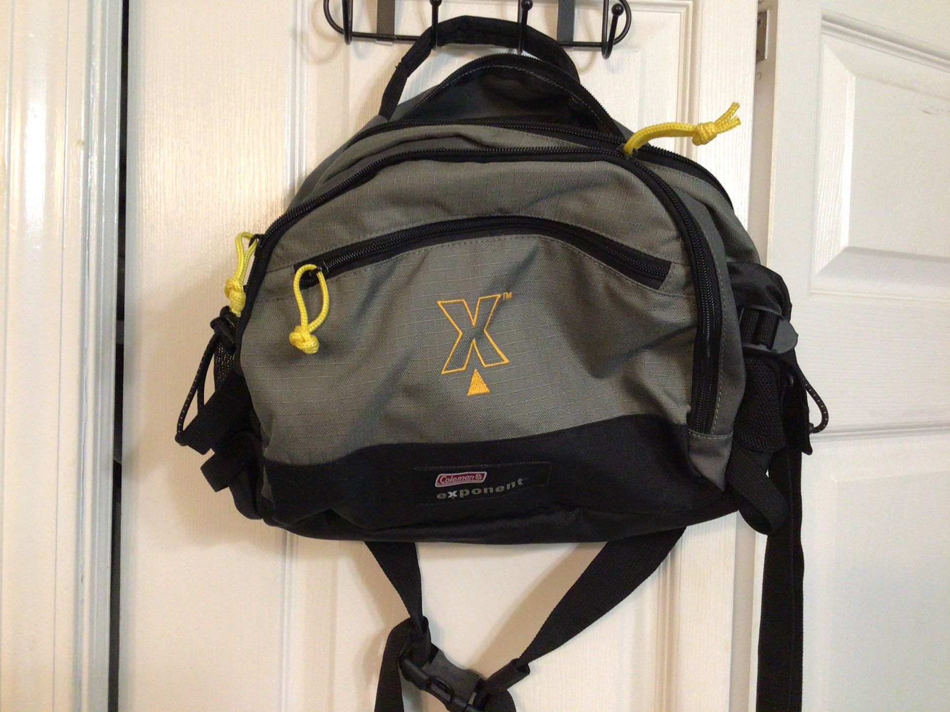 Like new Coleman Exponent Lumbar waist hiking Pack $15