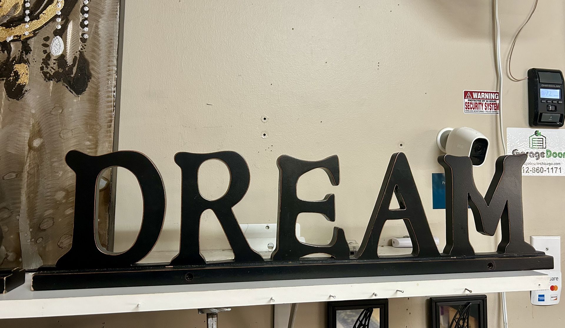 “DREAM” Home Decor 27x7