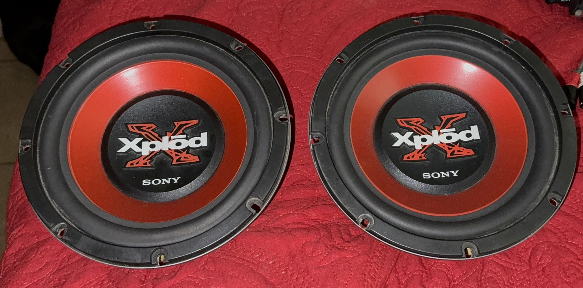 Sony xplod 8” subwoofers 350 W xs L830 PAIR !