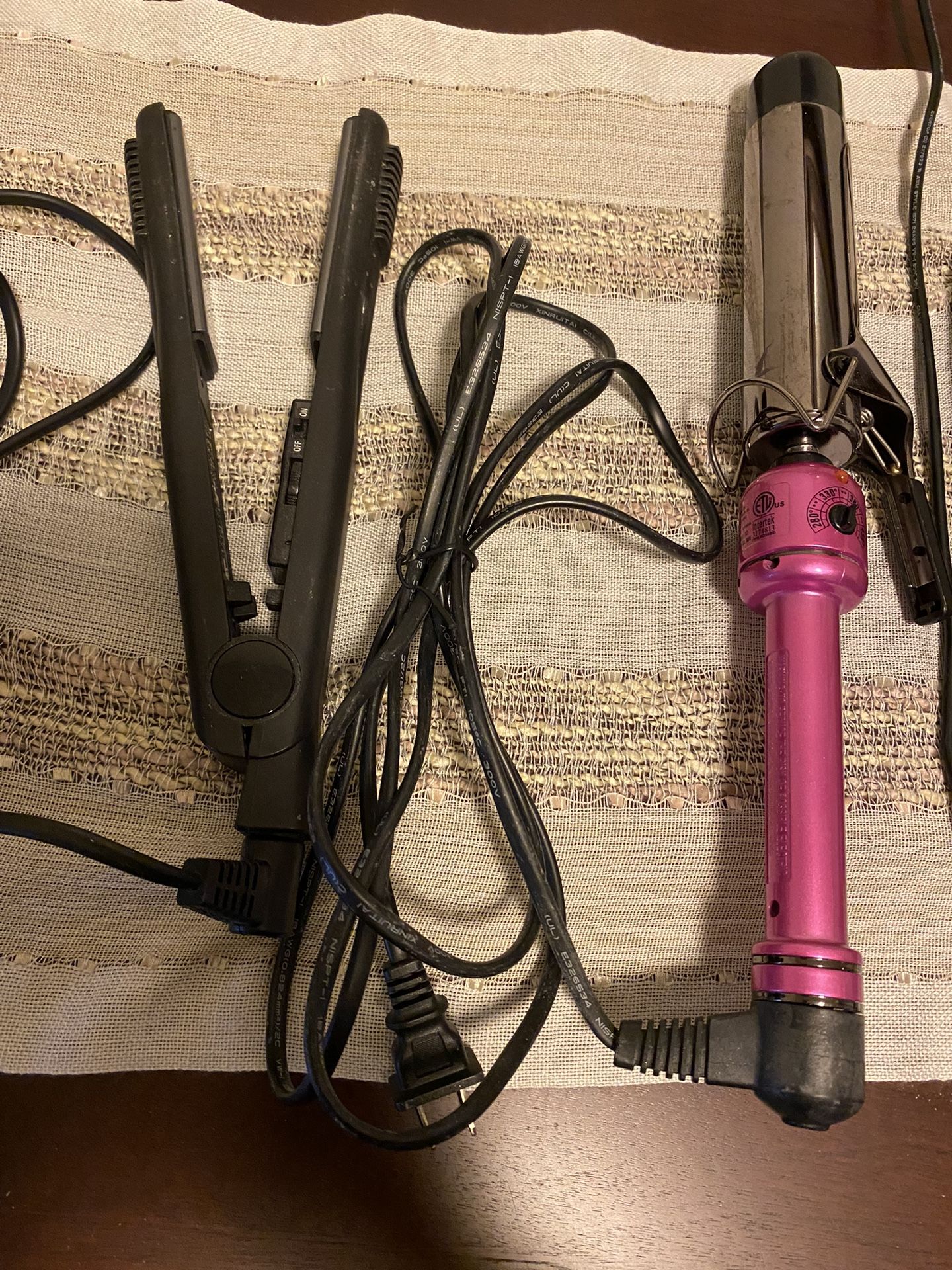 Hot Tools Hair Straightener