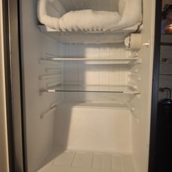 Small refrigerator