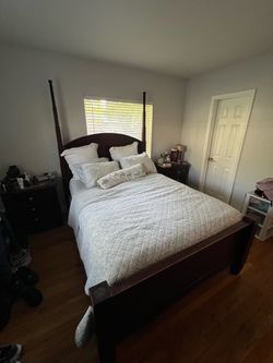 Bedroom set