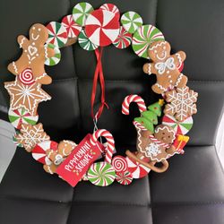 Peppermint Square Wreath  Peppermint Square Gingerbread Christmas Wreath
