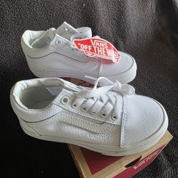 BRAND NEW KIDS VANS SALE 22.00