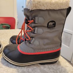 Sorel Yoot Pac Waterproof Snow Boots Youth Size 4 Gray Black Red

