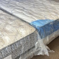 *LOW-OVERHEAD MATTRESS CLEARANCE SALE!!!* $20 Down and take home today NO CREDIT NEEDED !! 