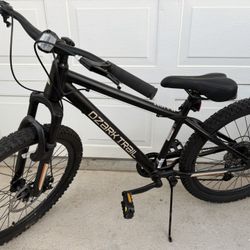 OZARK TRAIL BICYCLE  M.1 VIBE NEED GONE!!!