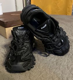 Authentic Balenciaga Track.2 Sneaker 'Triple Black' - Size EU 38 / US 8 UNISEX