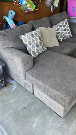 Couch for Sale ๐๏ธ In Good Condition