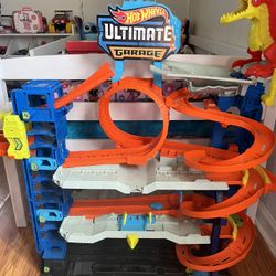 Hot Wheel Dragon Garage 