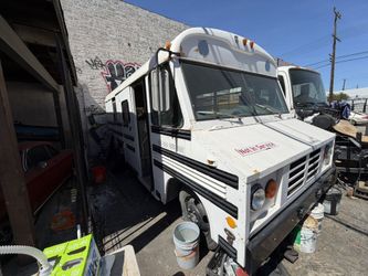 1990 Chevrolet P30