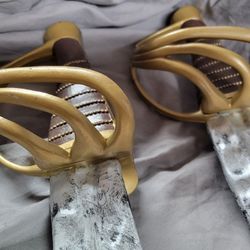 2006 Disney,  Pirates Of The Caribbean Plastic Swords