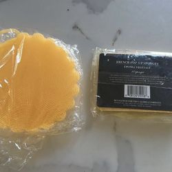 Cleaning Sponges And Brush
