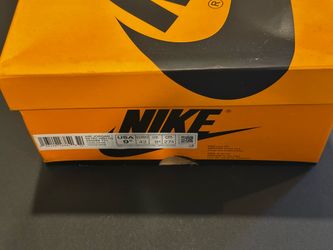 Air Jordan 1 Retro High OG Taxi Yellow Toe Size 9.5 OG Box