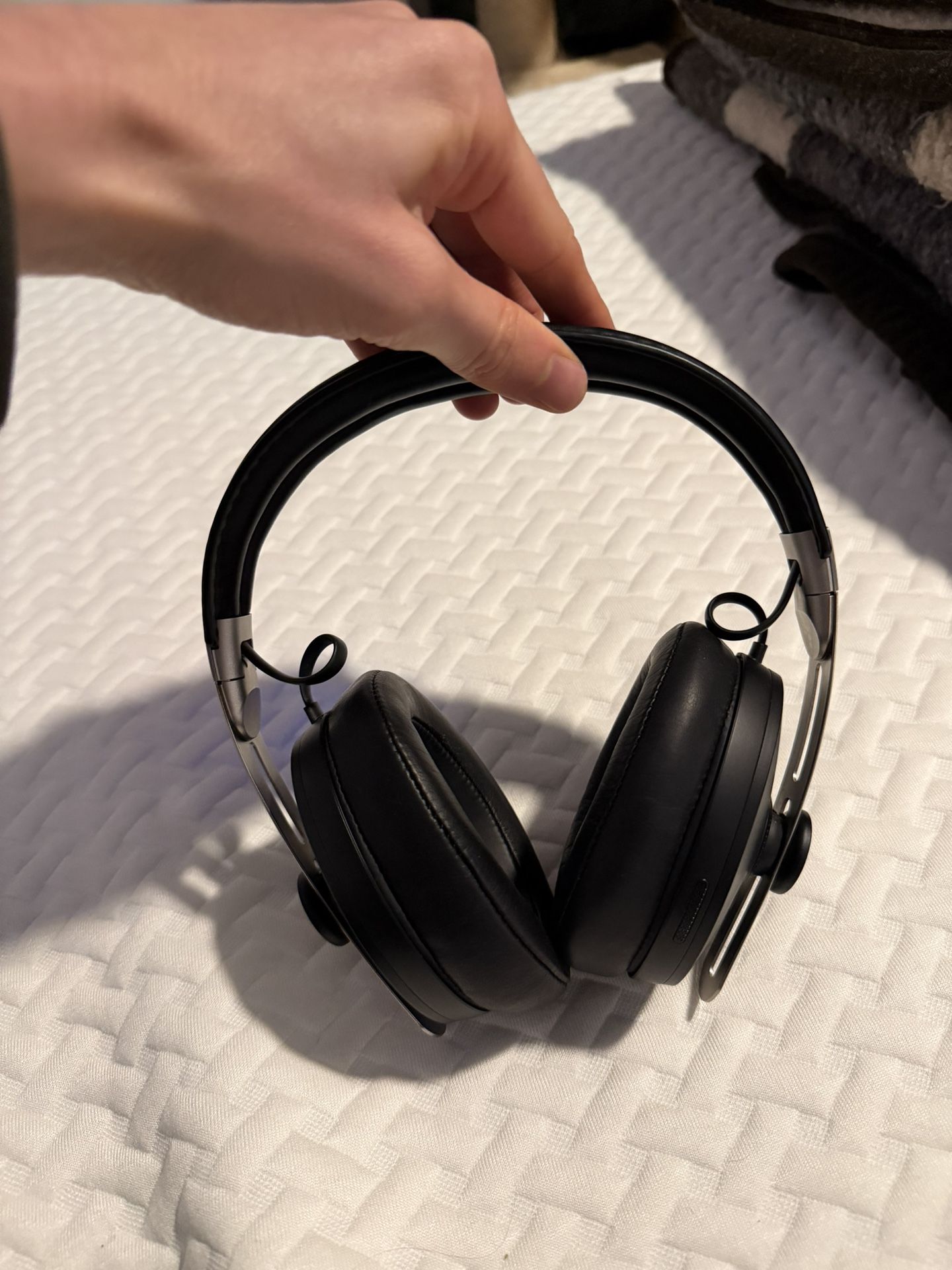 Sennheiser momentum 3 Headphones