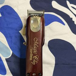 wahl corldless clippers and babylissPro GoldFX  trimmers (price in description)