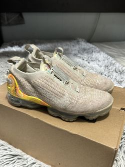 Shoe