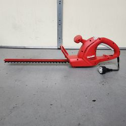 Homelite 17 in. 2.7 Amp Corded Electric Hedge Trimmer