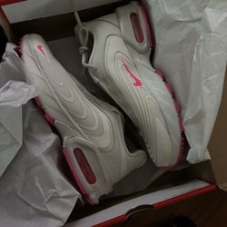 Nike Air Max Women’s Size 10 Like New 