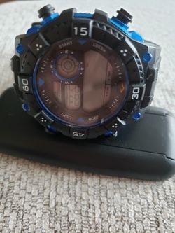 NAUTICA WATCH, HARDLY USED